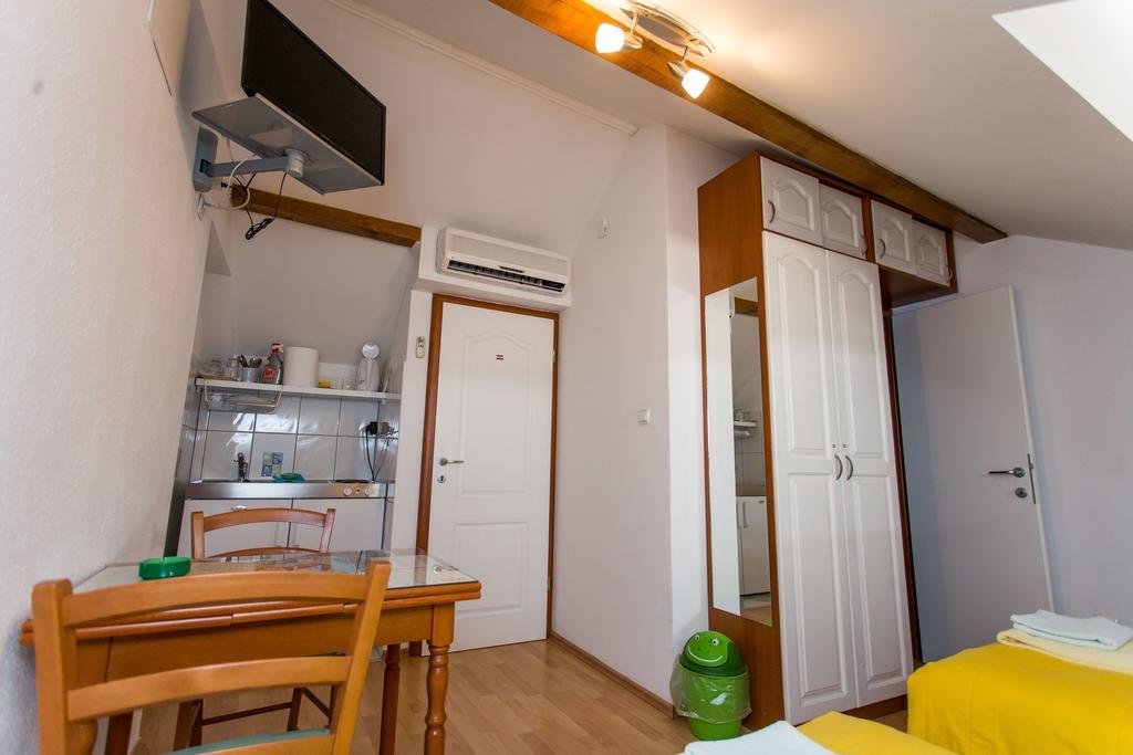 Maja Apartments Trogir Eksteriør bilde